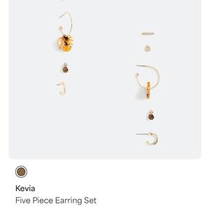 Kevia earring set